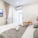 Luxury Karigo *