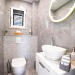 Apartment Luxury Karigo *