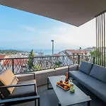 Luxury Karigo Апартаменти Макарська