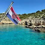 Lägenhet Luxury Karigo *