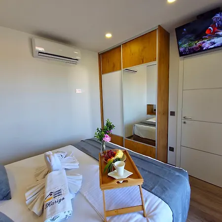 Апартаменти Luxury Karigo *