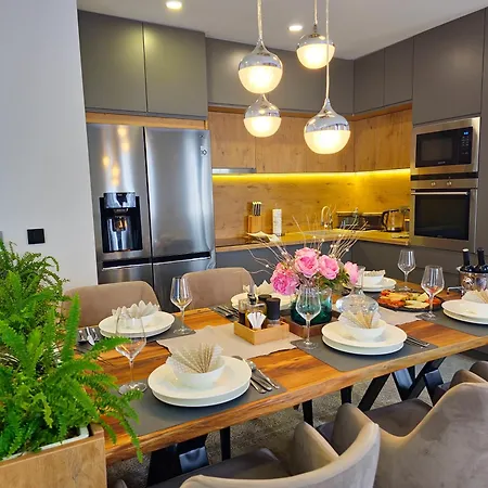 Luxury Karigo Apartment Makarska