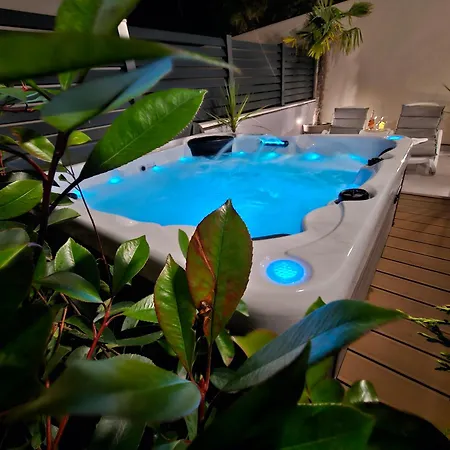 Apartment Luxury Karigo *