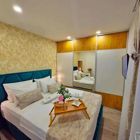 Luxury Karigo