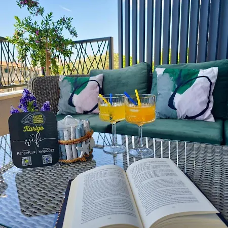 Апартаменти Luxury Karigo