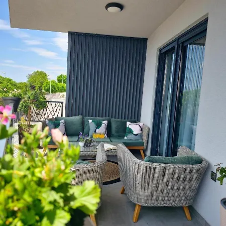 Apartment Luxury Karigo *