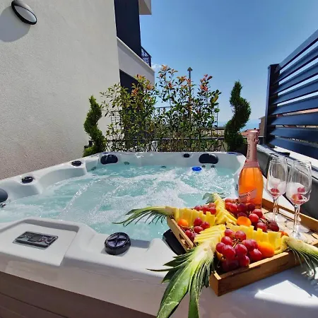 Apartment Luxury Karigo Makarska