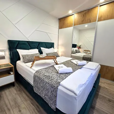 Luxury Karigo *