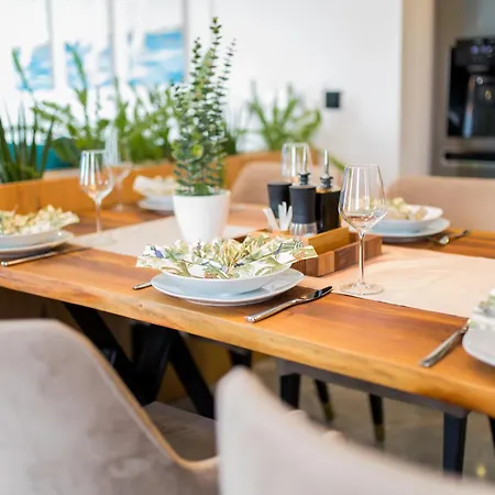 Luxury Karigo Apartment Makarska