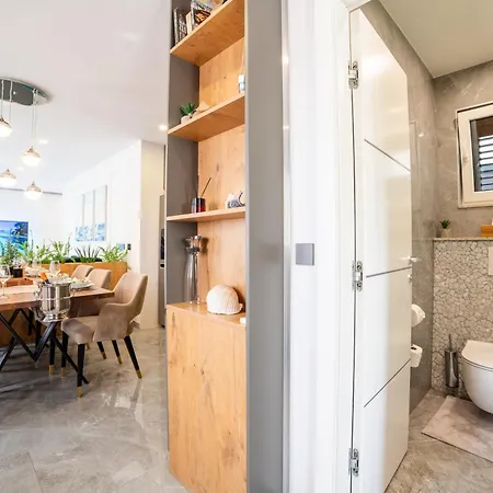 Luxury Karigo * מאקרסקה