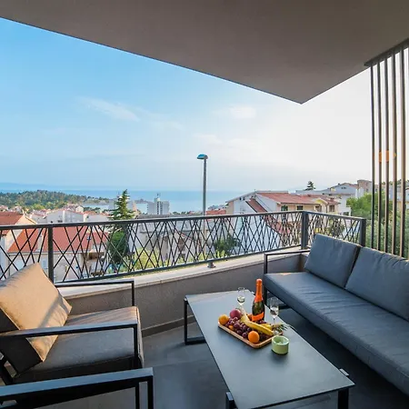Luxury Karigo Apartment Makarska